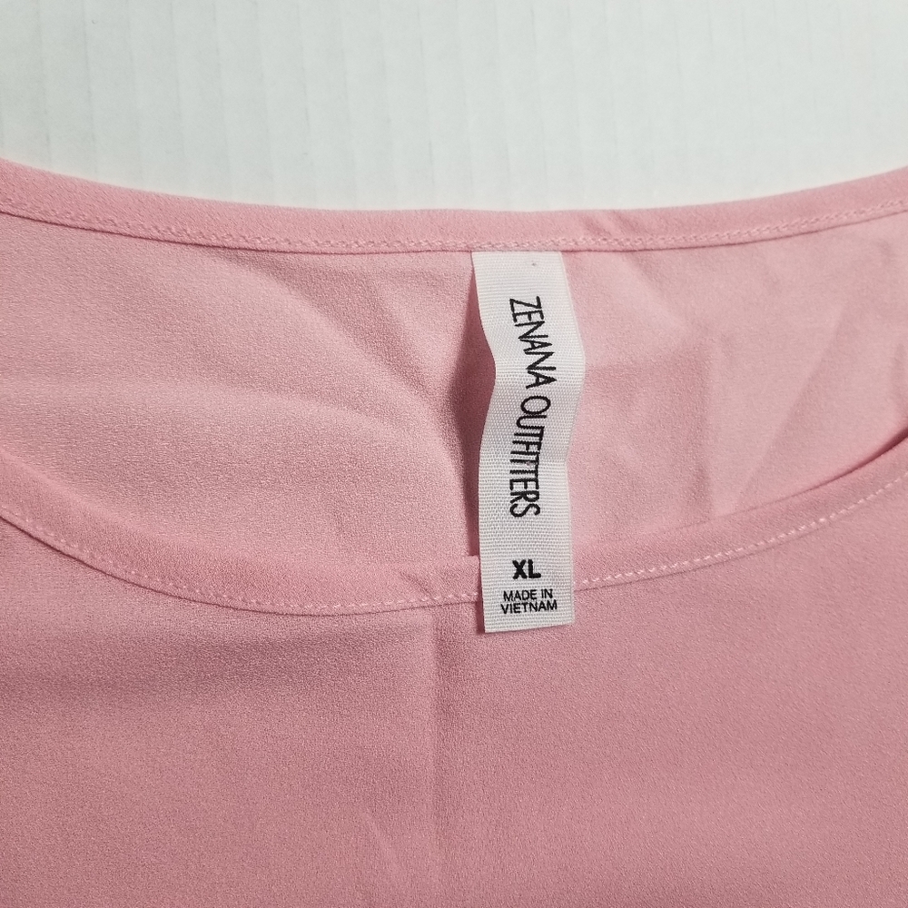 NWOT ZENANA OUTFITTERS WOMEN'S PINK BLOUSE SIZE XL - Picture 3 of 10